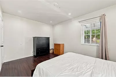 7455 Blewett Avenue, Van Nuys, CA 91406 - Photo 13