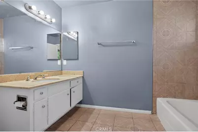 8355 Willis Avenue #18, Panorama City, CA 91402 - Photo 17