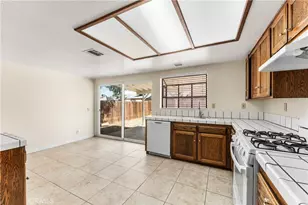 38470 Division, Palmdale, CA 93550 - Photo 17