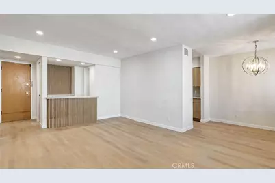 4915 Tyrone #325, Sherman Oaks, CA 91423 - Photo 13