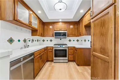 4230 Colfax #304, Studio City, CA 91604 - Photo 11