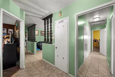 6947 Alcove, Los Angeles, CA 91605 - Photo 13