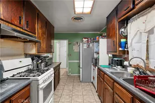 6947 Alcove, Los Angeles, CA 91605 - Photo 37