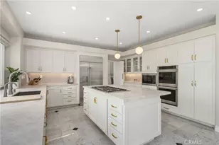 24918 Vista Verenda, Woodland Hills, CA 91367 - Photo 5