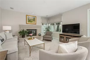 24918 Vista Verenda, Woodland Hills, CA 91367 - Photo 17