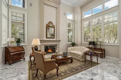 24918 Vista Verenda, Woodland Hills, CA 91367 - Photo 7