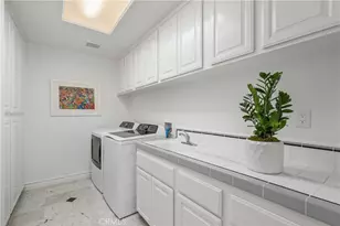 24918 Vista Verenda, Woodland Hills, CA 91367 - Photo 25