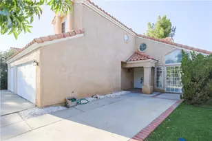 1523 Berkshire Dr, Palmdale, CA 93551 - Photo 3