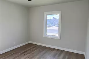 6724 Wynne Ave, Reseda, CA 91335 - Photo 13