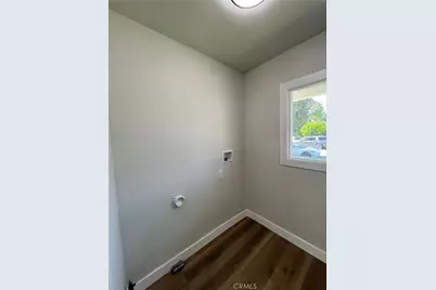 6724 Wynne Avenue, Los Angeles, CA 91335 - Photo 11