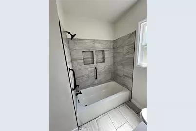 6724 Wynne Avenue, Los Angeles, CA 91335 - Photo 19
