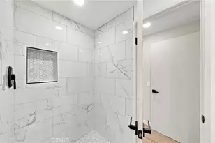 27175 Rio Garza, Valencia, CA 91354 - Photo 25