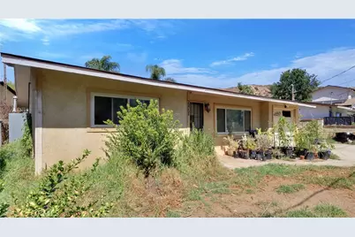 29751 Cromwell, Val Verde, CA 91384 - Photo 5