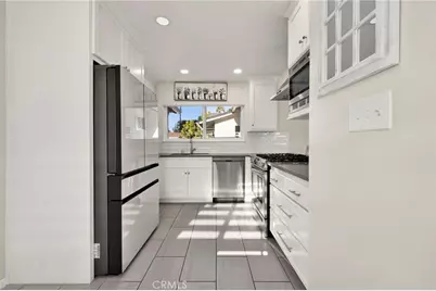 19116 Napa Street, Northridge, CA 91324 - Photo 17