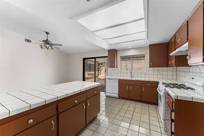 2427 Oakcrest, Palmdale, CA 93550 - Photo 19