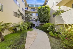 5400 Lindley Ave, Encino, CA 91316 - Photo 31