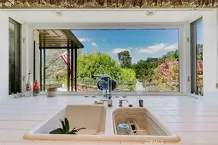 21466 Encina Rd, Topanga, CA 90290 - Photo 13