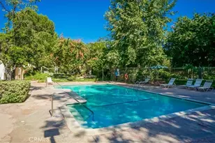 25628 Alicante, Valencia, CA 91355 - Photo 21