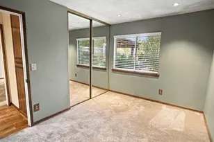 25628 Alicante, Valencia, CA 91355 - Photo 17