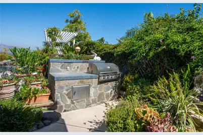 12546 Middlecoff Place, Granada Hills, CA 91344 - Photo 49