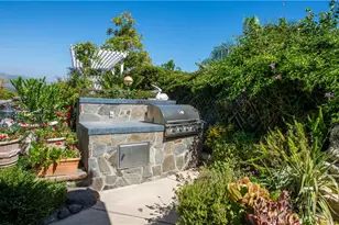 12546 Middlecoff Pl, Granada Hills, CA 91344 - Photo 49