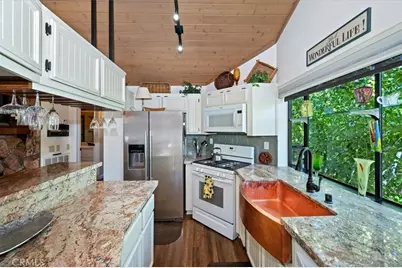 39802 Lakeview Drive #9, Big Bear Lake, CA 92315 - Photo 11