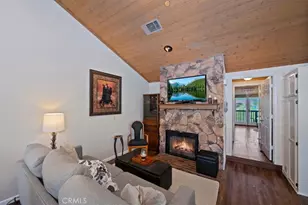 39802 Lakeview Dr, Big Bear Lake, CA 92315 - Photo 5