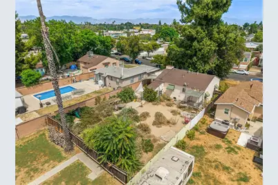 7509 Jamieson, Reseda, CA 91335 - Photo 13