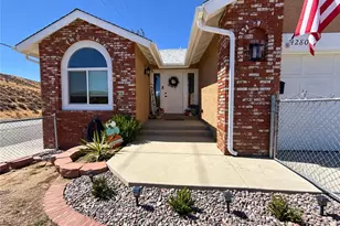 42803 Limeridge Dr, Lake Hughes, CA 93532 - Photo 1