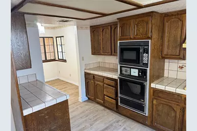 42802 Sachs Drive, Lancaster, CA 93536 - Photo 7