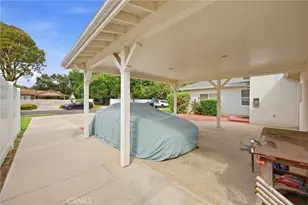 22248 Leadwell, Canoga Park, CA 91303 - Photo 9