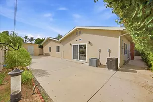 22248 Leadwell, Canoga Park, CA 91303 - Photo 43