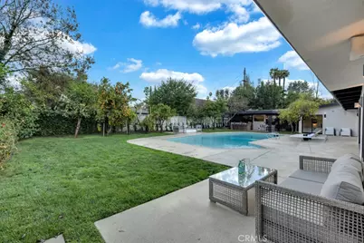 5330 Dubois Avenue, Woodland Hills, CA 91367 - Photo 47