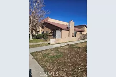38000 17th #16, Palmdale, CA 93550 - Photo 1