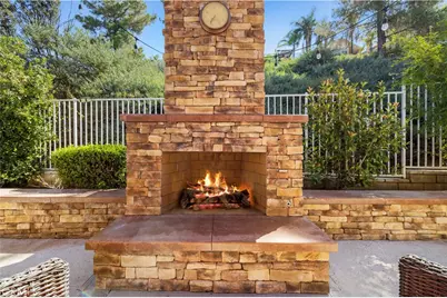 29342 Hidden Oak, Canyon Country, CA 91387 - Photo 7