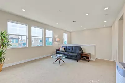 27009 California Court, Valencia, CA 91381 - Photo 15
