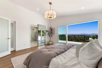 20967 Bandera Street, Woodland Hills, CA 91364 - Photo 29