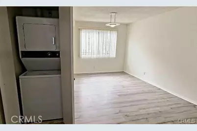 550 E Providencia Avenue, Burbank, CA 91501 - Photo 3