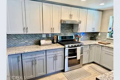 4049 Saddleback, Palmdale, CA 93552 - Photo 13