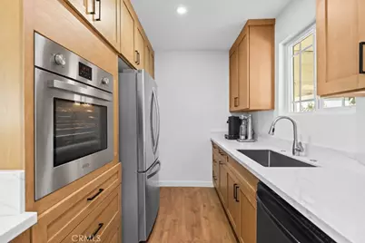 17610 Scherzinger, Canyon Country, CA 91387 - Photo 7