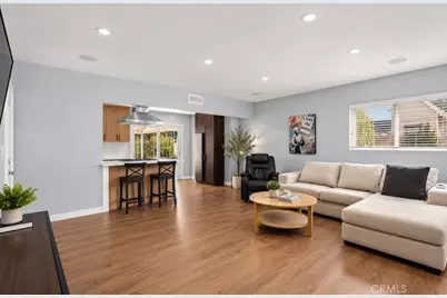 17610 Scherzinger, Canyon Country, CA 91387 - Photo 3