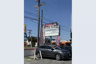 7950 Laurel Canyon Boulevard #B, North Hollywood, CA 91605 - Photo 11