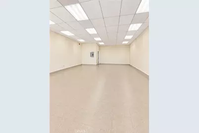 7950 Laurel Canyon Boulevard #B, North Hollywood, CA 91605 - Photo 3