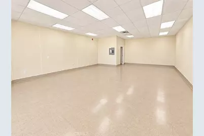 7950 Laurel Canyon Boulevard #B, North Hollywood, CA 91605 - Photo 5
