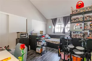 13100 Bromont Ave, Sylmar, CA 91342 - Photo 11