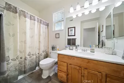 19339 Sidani Lane, Saugus, CA 91350 - Photo 17