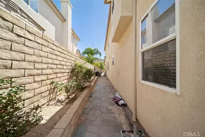 19339 Sidani Lane, Saugus, CA 91350 - Photo 37