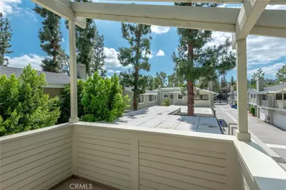 22139 Burbank Boulevard #7, Woodland Hills, CA 91367 - Photo 15