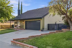 28975 Lotusgarden, Canyon Country, CA 91387 - Photo 47