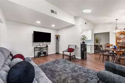 19229 Avenue Of The Oaks #A, Newhall, CA 91321 - Photo 11